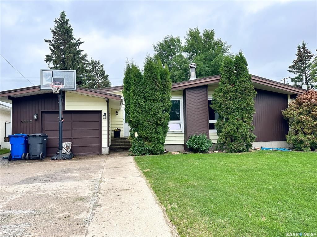 New real estate property listed in Maher Park, North Battleford!